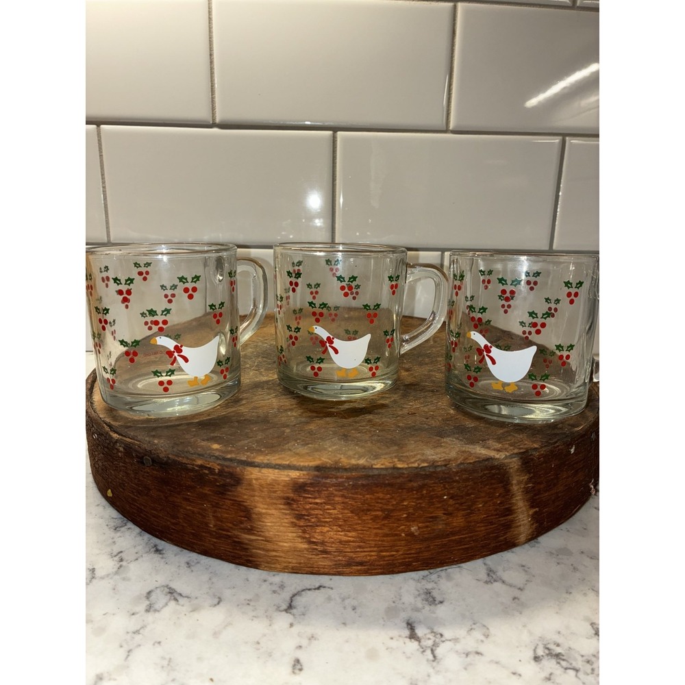 3 Anchor Hocking 1984‎ Christmas Goose Holly Berry Glass Mugs